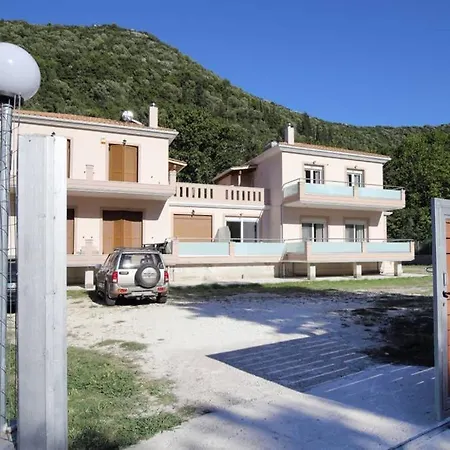 Villa Ligero *